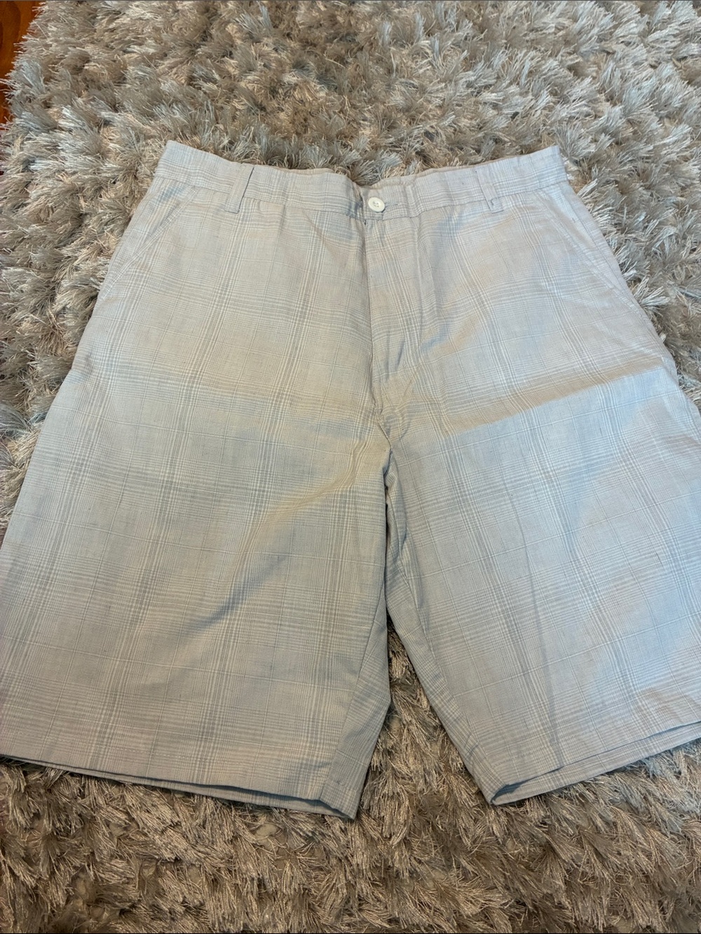 Light Gray Plaid Flat-Front Men's Shorts